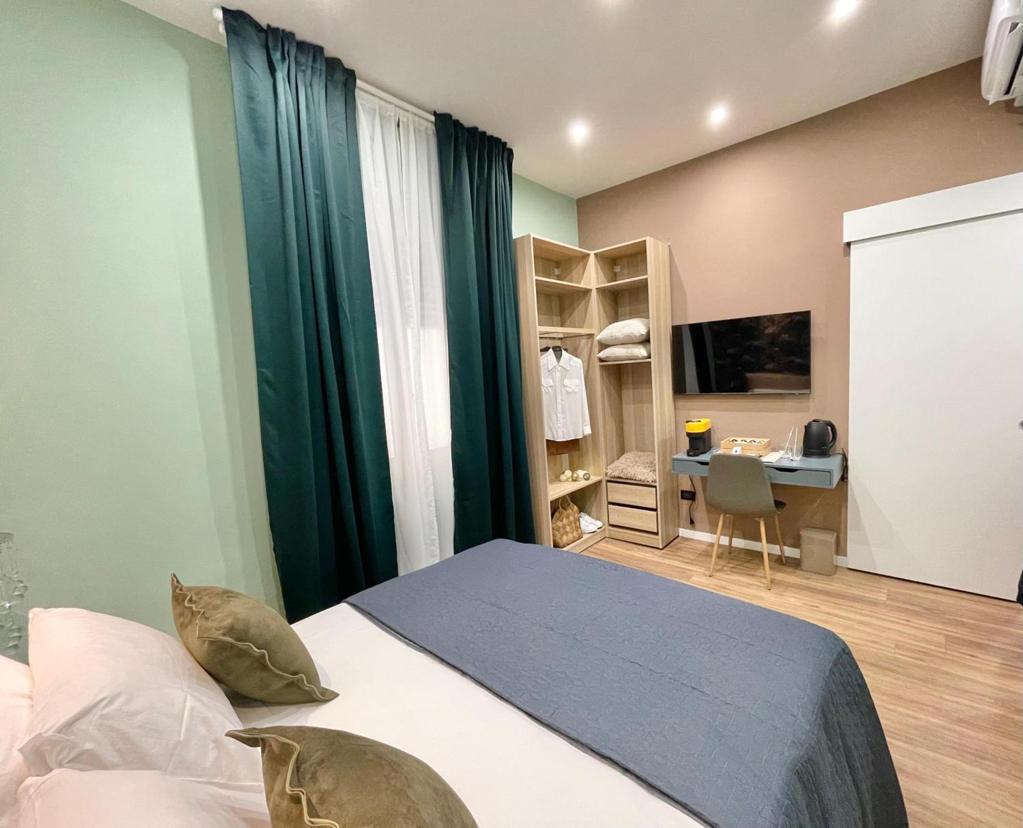 Regina Elena Rooms Pescara Ngoại thất bức ảnh